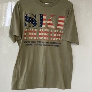 Men’s tee, size large, SKI COLORADO
